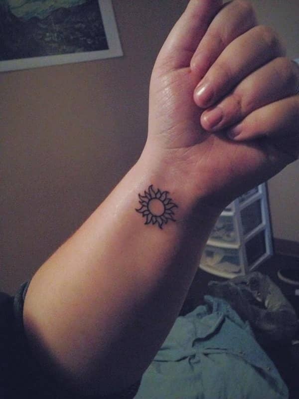 Beautiful-Sunflower-Tattoo-Designs-with-Meanings73